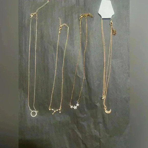 Crystal & Rhinestone Necklace Bundle - Picture 5 of 5